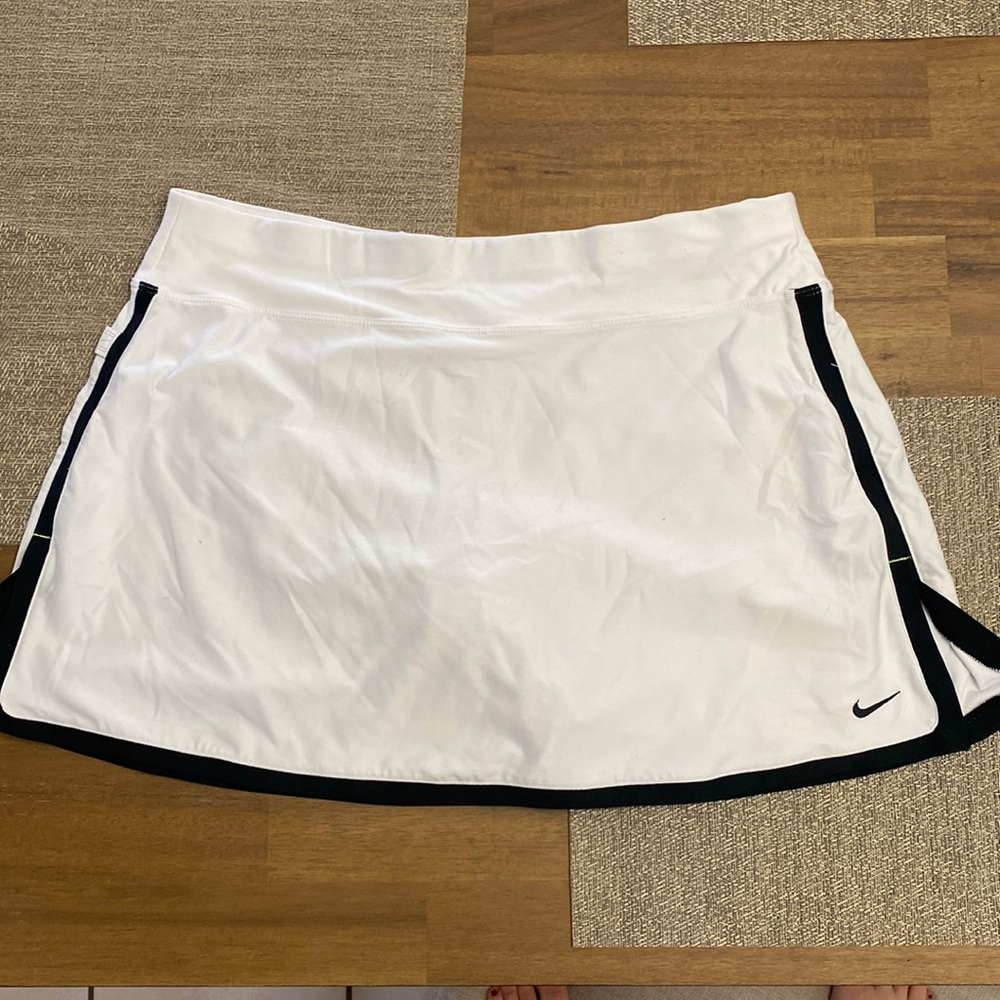 Nike tennis skirt, white/black, size XL